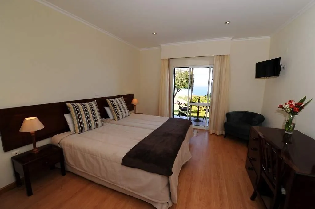 Bed & Breakfast Residencial Farol Bed and Breakfast Ponta do Pargo