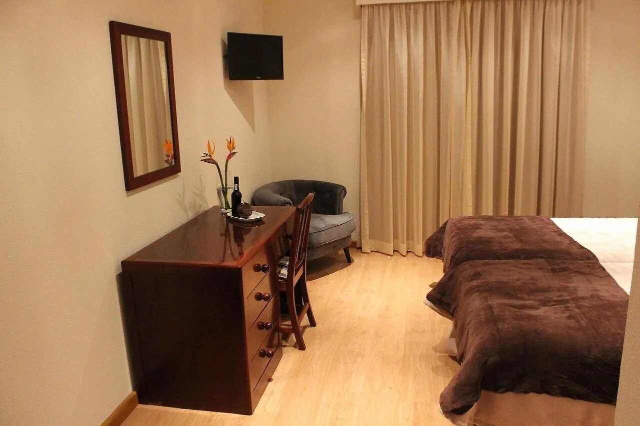 Bed & Breakfast Residencial Farol Bed and Breakfast Ponta do Pargo