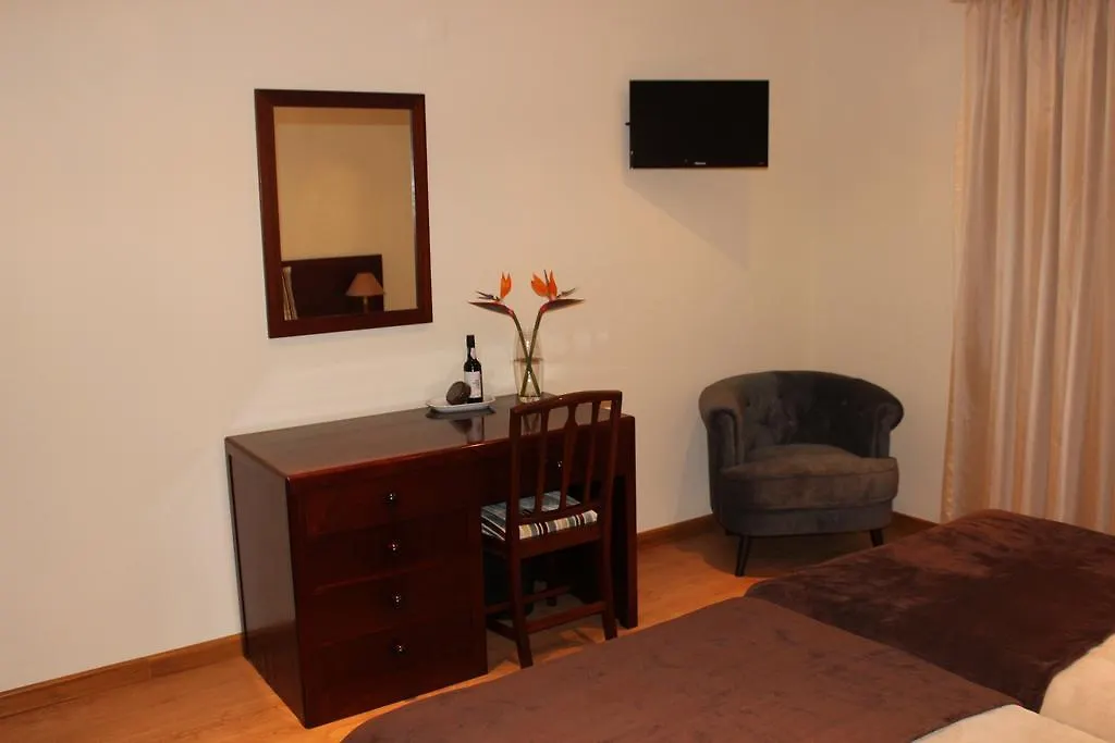 *** Bed & Breakfast Residencial Farol Bed and Breakfast Ponta do Pargo Portugal